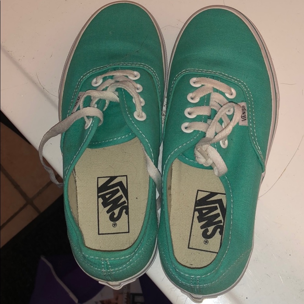 vans